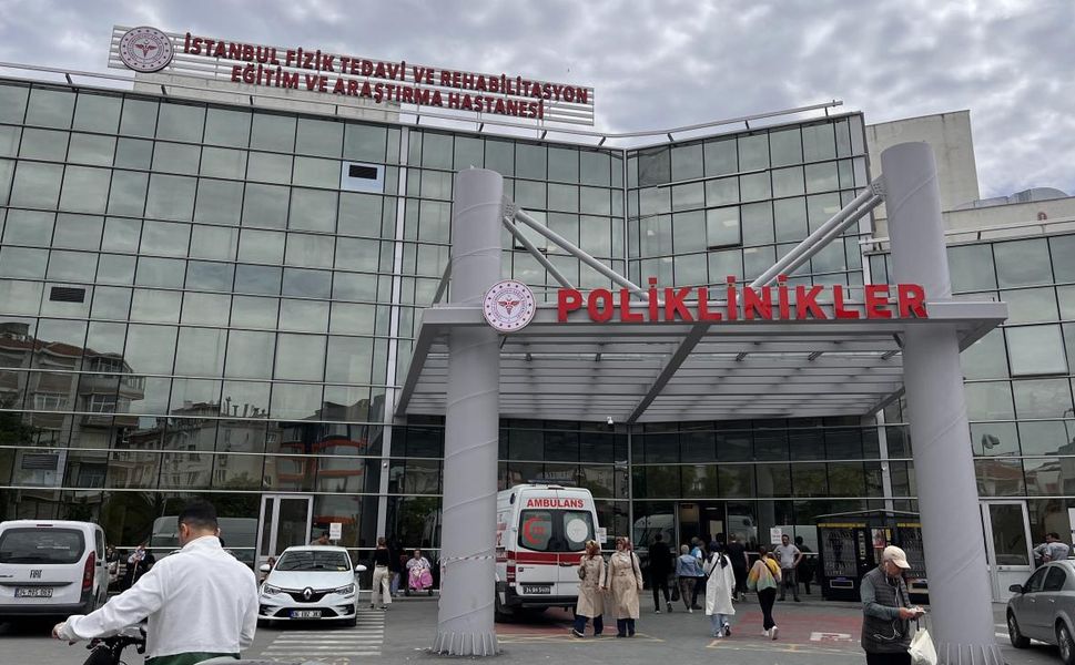 Avrupa'nın en büyük fizik tedavi hastanesi açıldı