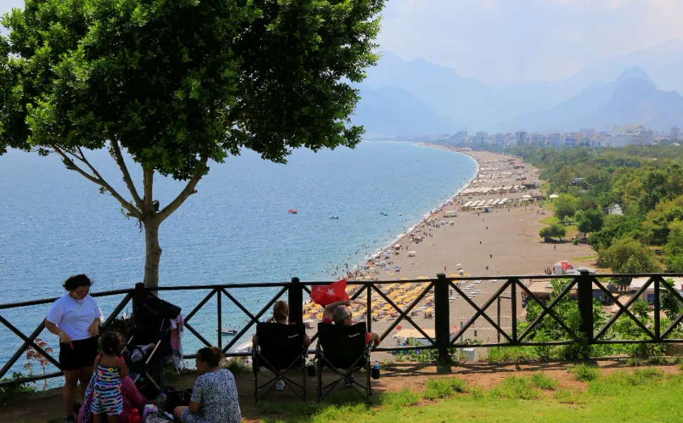 Yağışlı hava yerini güneşe bırakıyor