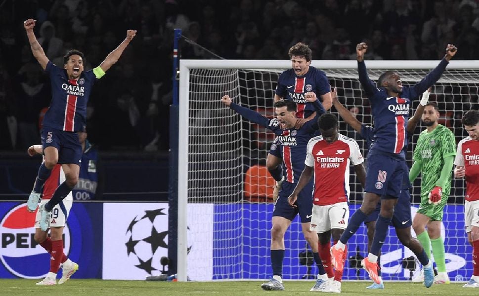PSG, Arsenal'i devirdi! Finalin devleri belli oldu