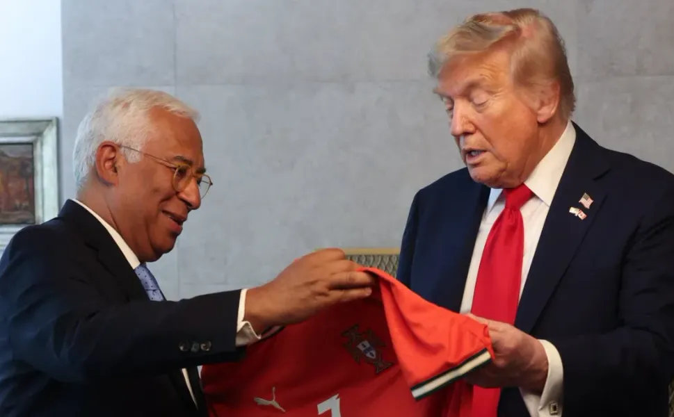 Ronaldo'dan Trump'a forma hediyeli tarihi mesaj!