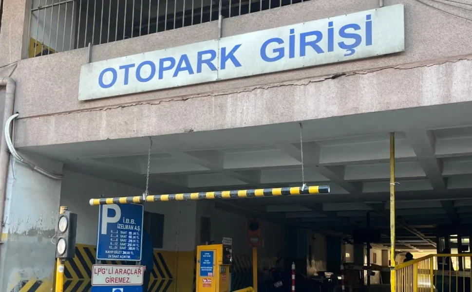 İzmir'de park ücretlerine yüzde 250'ye varan zam