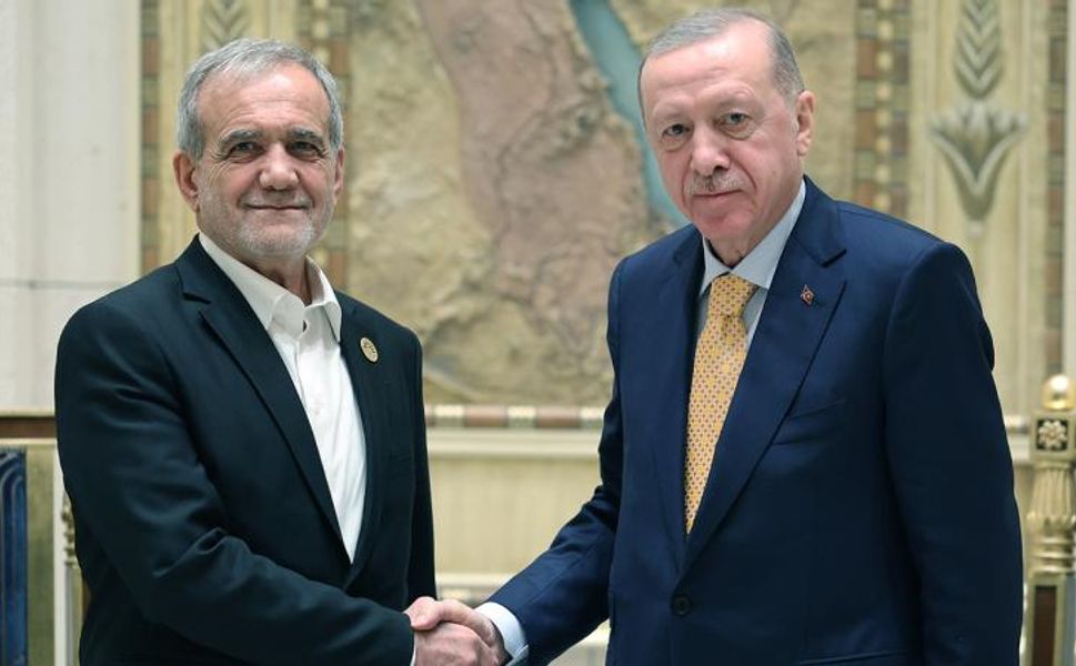 Cumhurbaşkanı Erdoğan, İranlı mevkidaşıyla görüştü