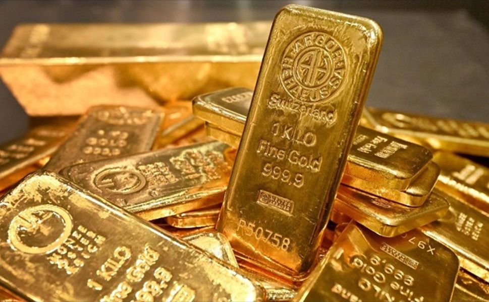 Altın 4600 doları aştı: Powell-Trump gerilimi rekor getirdi