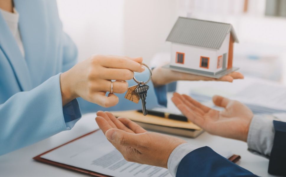 Yurt dışında konuta 115 milyar gitti