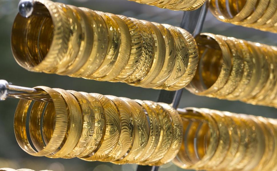 Gümüş %11, altın %3 düştü