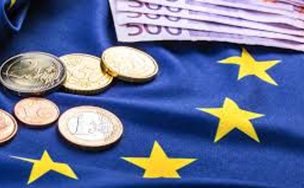 Avro Bölgesi'nde yıllık enflasyon martta yüzde 2,5'e çıktı