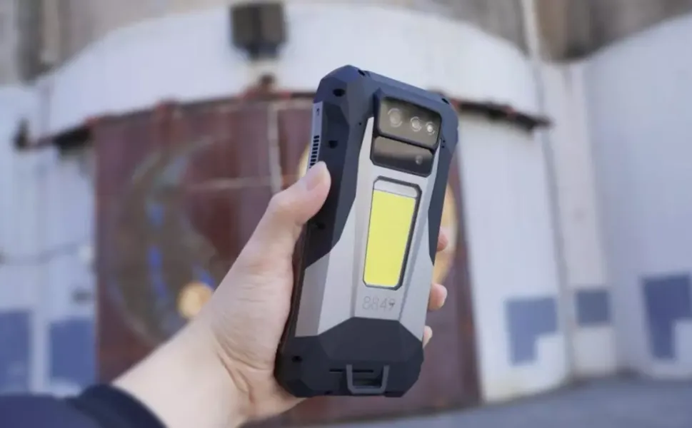 Telekomünikasyon devi satılıyor! Milyonlarca abone 3 operatöre paylaştırılacak