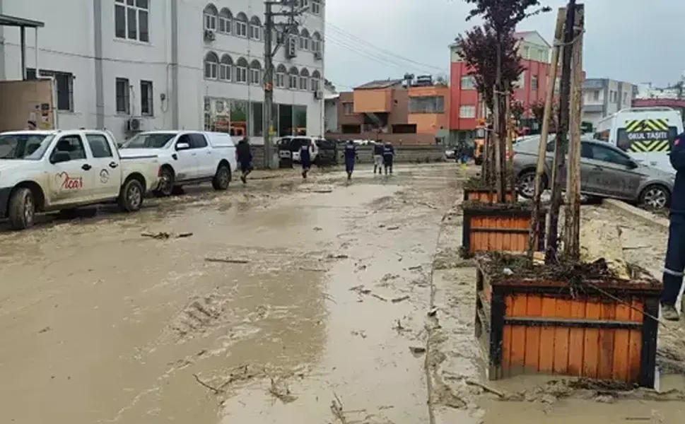Bakan Göktaş'tan Osmaniye'deki sele ilişkin açıklama yaptı