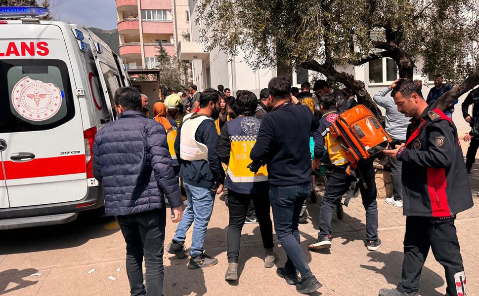 Okul saldırganını etkisiz hale getiren 'kahraman' velilerden N.B, yaşadıklarını anlattı