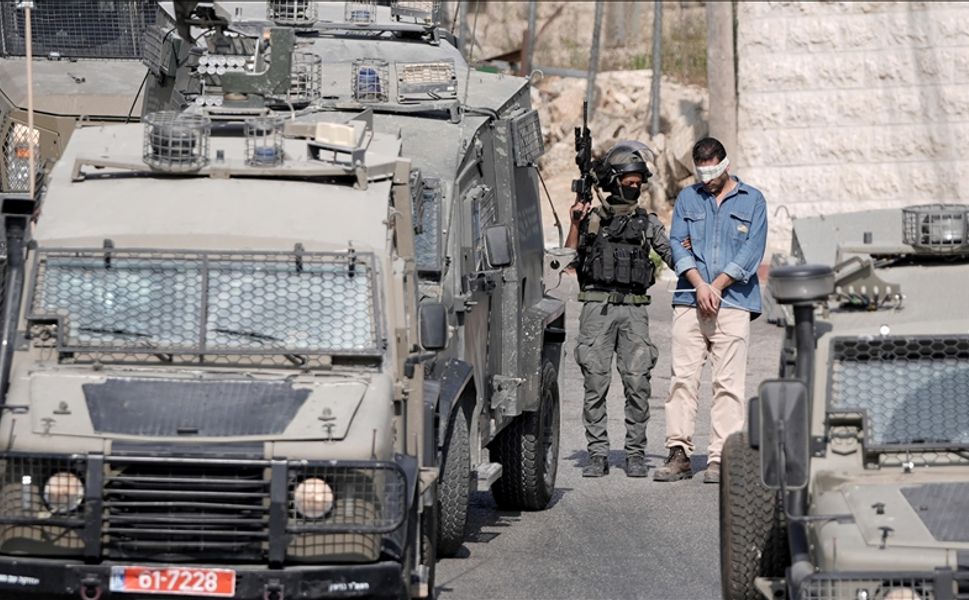 Batı Şeria’da baskın: Filistinliye köpekli saldırı