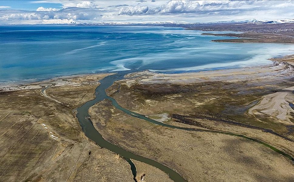 Kuraklıktan etkilenen Mada Adası'nda yağışlar su seviyesini yükseltti