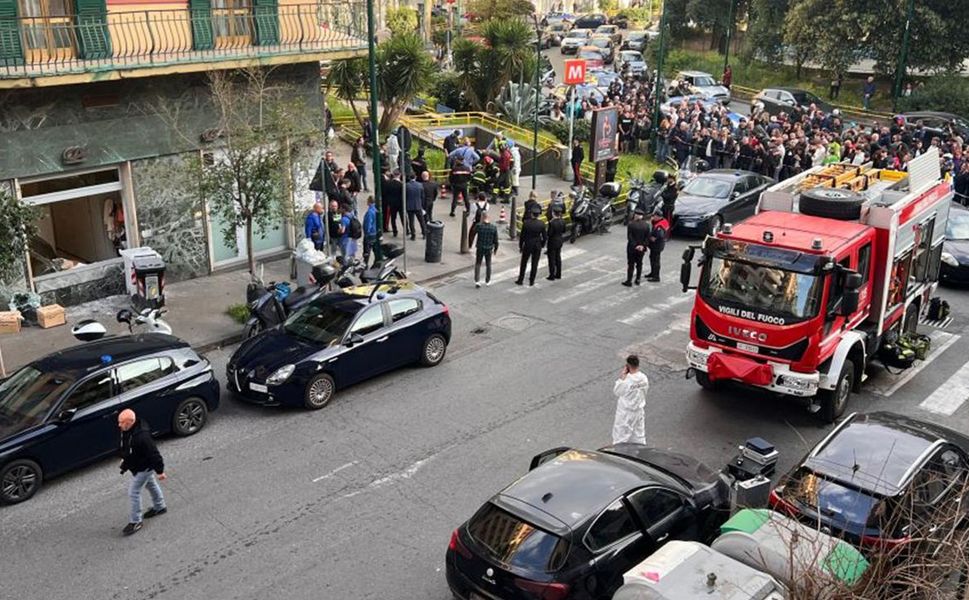 İtalya'da filmleri aratmayan banka soygunu: 25 kişi rehin alındı