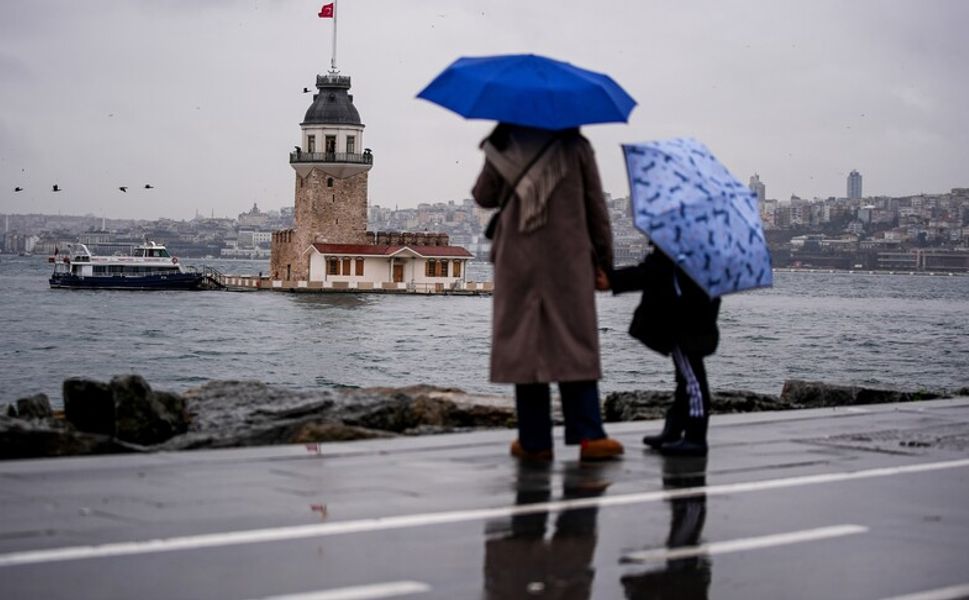 İstanbul için soğuk ve yağışlı hava uyarısı