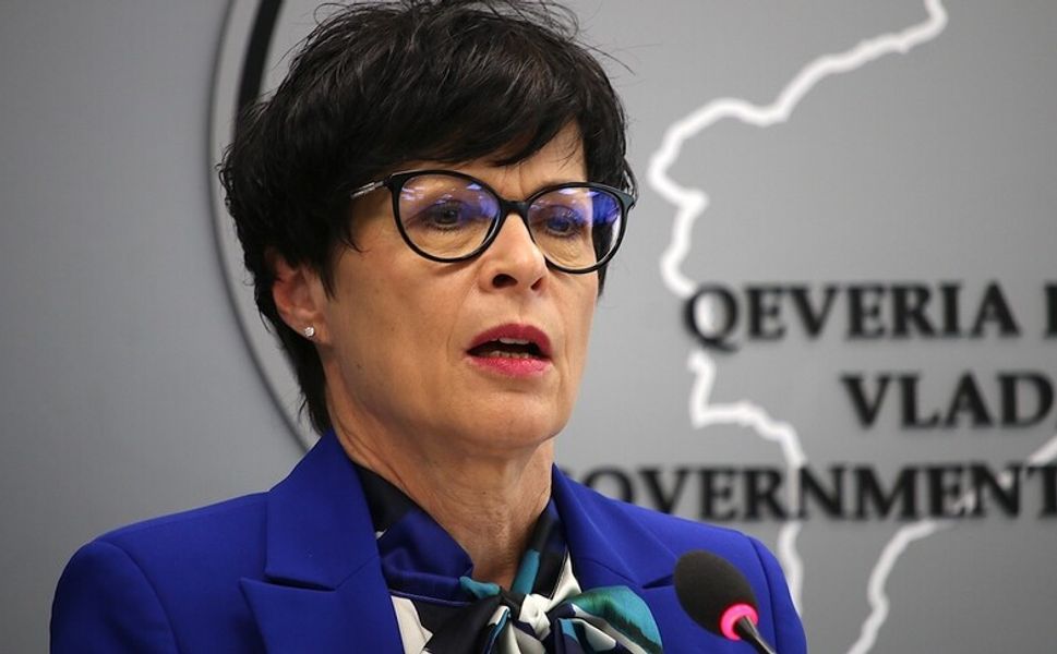 AB Komisyonu Üyesi Kos, Birliğe üye olmak isteyen Kosova'ya reform çağrısı yaptı