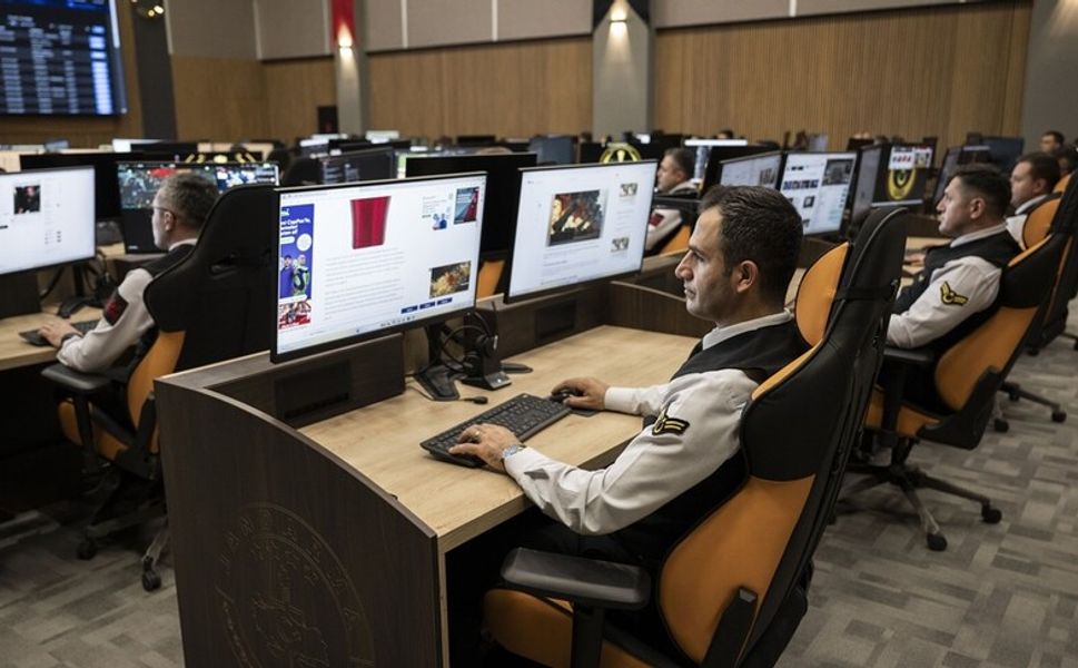 Dijital mecralardaki suç ve suçlu takibinde Jandarma "siber devriye" ile aktif rol alıyor