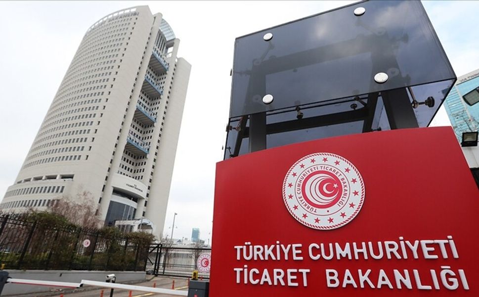 Ticaret Bakanlığından "sıfır cep telefonu satışına taksit" açıklaması