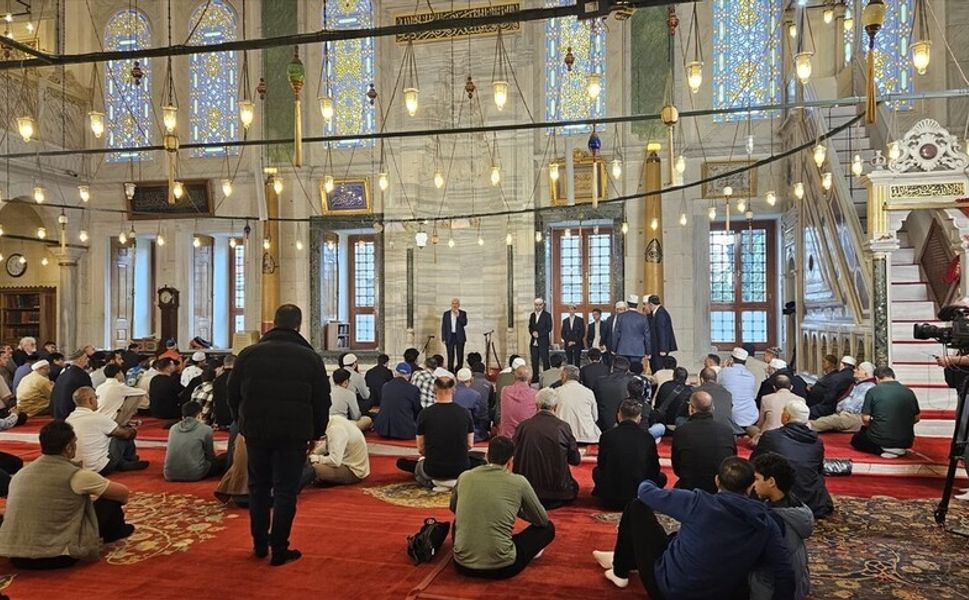 "İstanbul'un Fethinden Türkiye Yüzyılı'na: 1453 Genç Hafız 1453 Hatm-i Şerif" programı düzenlendi