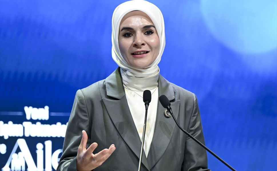 Bakan Göktaş: Aile değerlerini reyting malzemelerine dönüştürenlerle mücadelemiz sürecektir