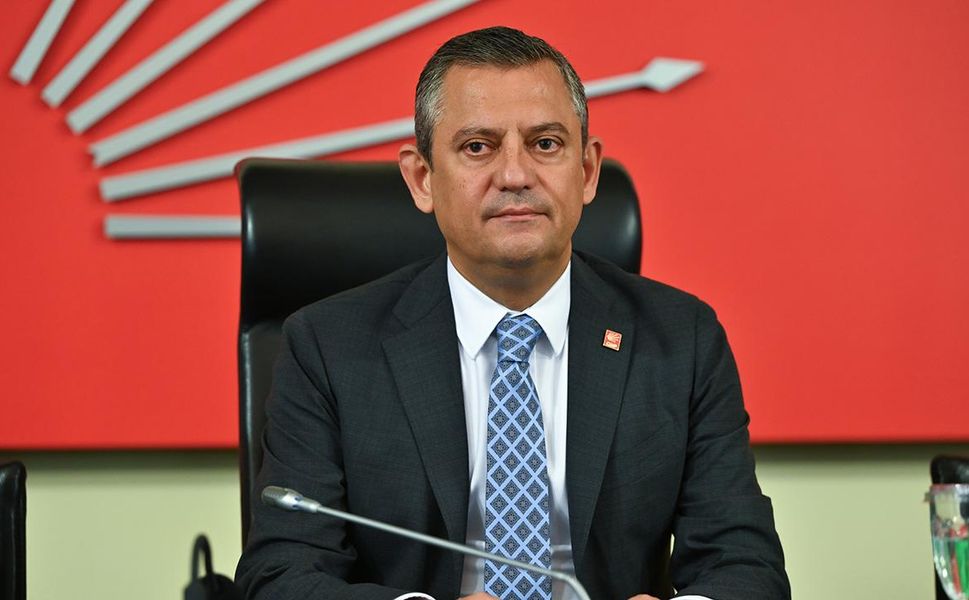 Özgür Özel ekibi CHP PM'den istifa etti