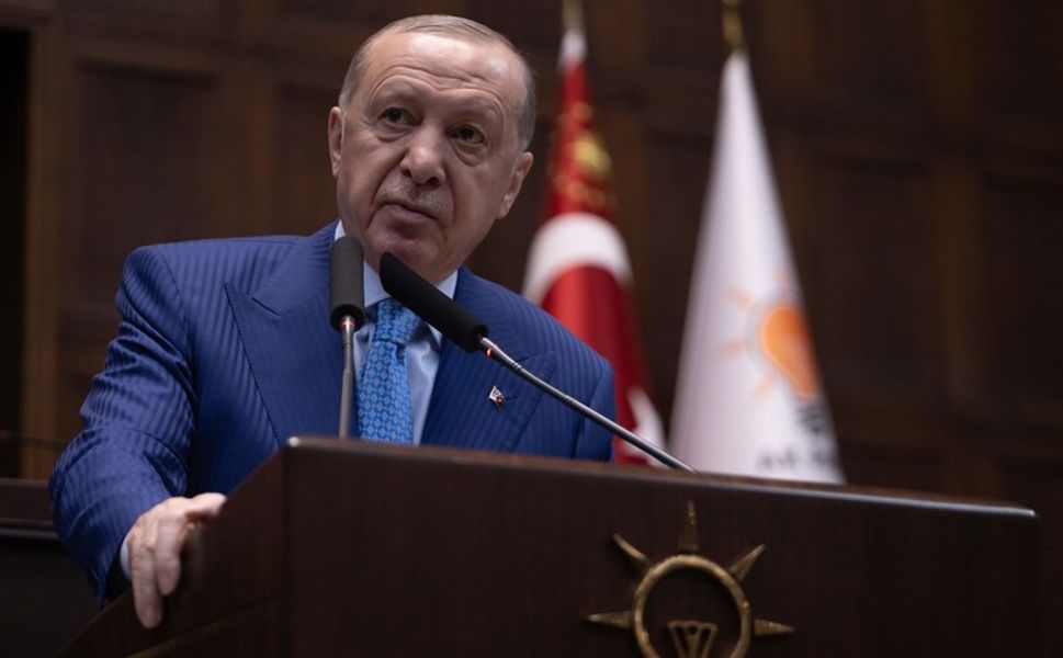 Cumhurbaşkanı Erdoğan: Sandıkta milletin mesajı net: Kibirle değil, hizmetle kazanılır