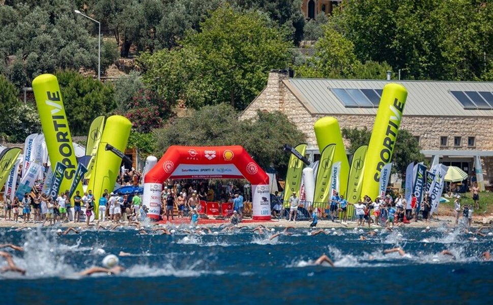 26. Uluslararası Arena AquaChallenge Yüzme Şampiyonası, Antalya'da yapıldı