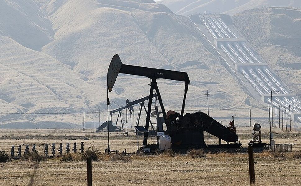 Petrol fiyatları, ABD ve İran arasında sağlanan mutabakatla yaklaşık yüzde 5 geriledi