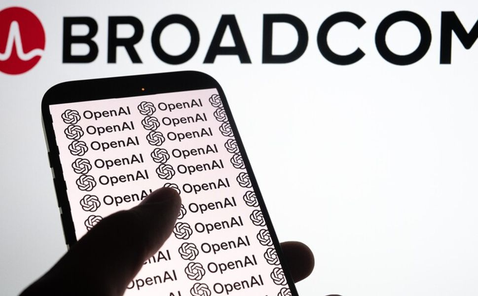 OpenAI, Broadcom ile birlikte tasarladığı çipi tanıttı
