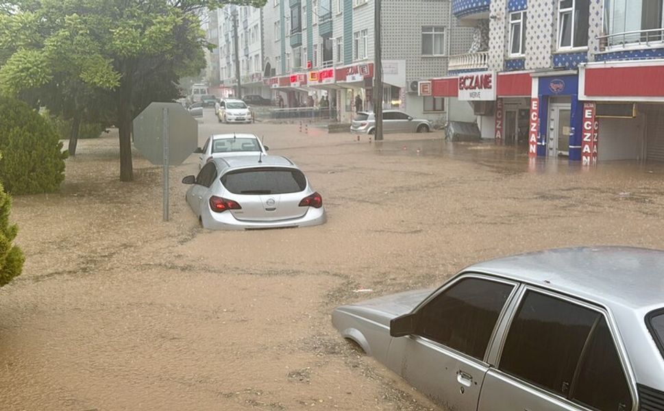 Kırşehir'de selden etkilenen vatandaşlara ilk etapta 6 milyon liralık kaynak aktarıldı
