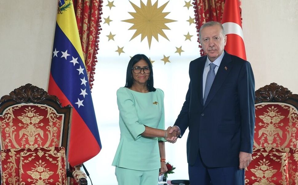 Cumhurbaşkanı Erdoğan, Venezuela Geçici Devlet Başkanı Rodriguez'i resmi törenle karşıladı