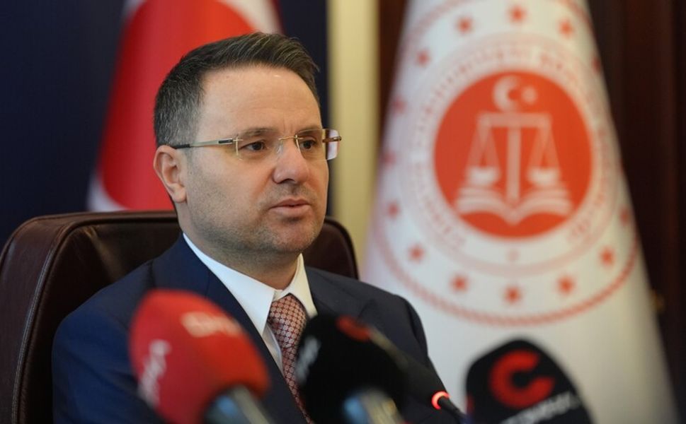 Bakan Akın Gürlek'ten "Avrupa Parlamentosu Türkiye raporunda isminin yer alacağı" iddiasına ilişkin açıklama