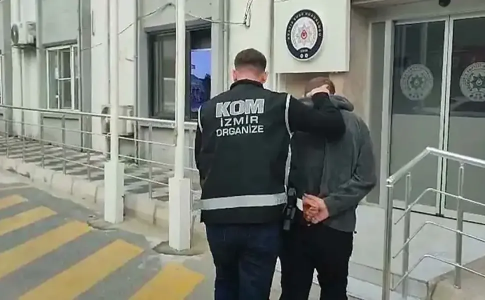 İzmir'de suç örgütü propagandası operasyonu: 5 şüpheli yakalandı