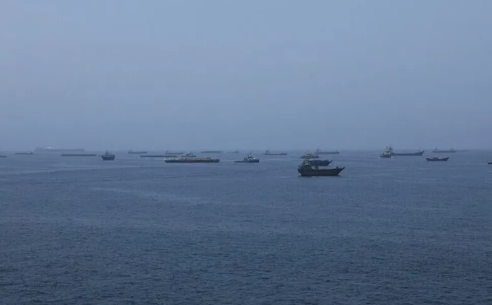 İran, Hürmüz Boğazı'nı ikinci bir duyuruya kadar kapattı