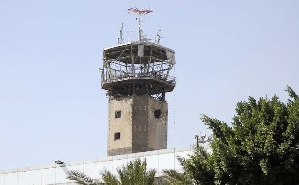 Yemen'deki Husiler: Suudi Arabistan, Uluslararası Sana Havalimanı'nı hedef aldı