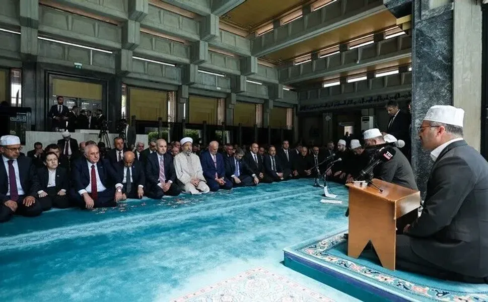 TBMM Başkanı Kurtulmuş, Meclis Camisi'nde şehitler için düzenlenen Mevlid-i Şerif Programı'na katıldı