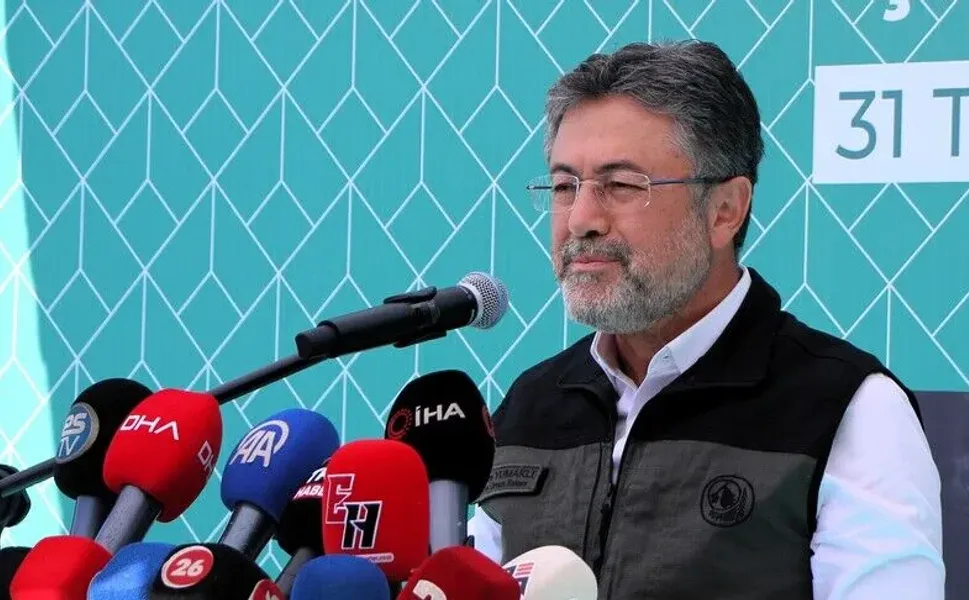 Bakan Yumaklı: Son 3 günde ülke genelinde 218 yangına müdahale edildi