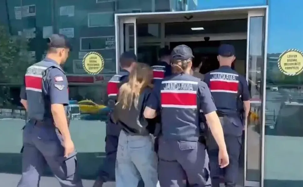 Nitelikli dolandırıcılık ve yasa dışı bahis operasyonlarında 36 şüpheli tutuklandı