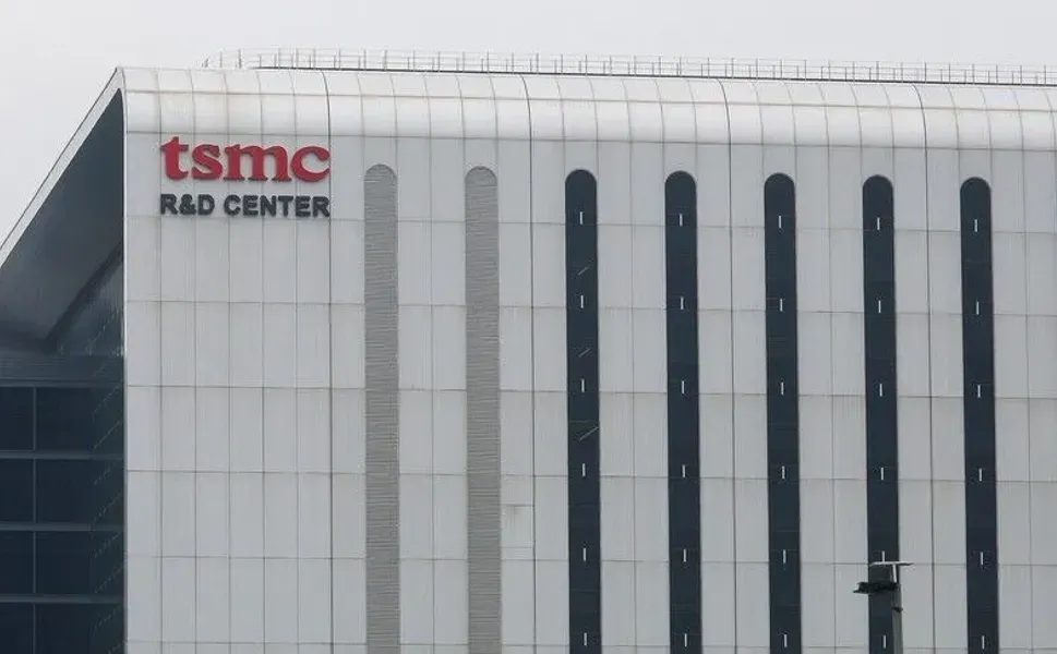 Tayvan merkezli yarı iletken üreticisi TSMC, ABD'ye 100 milyar dolarlık ek yatırım planlıyor