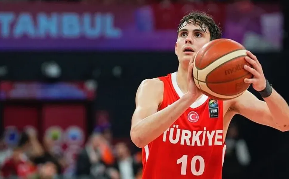 Milli basketbolcu Ömer Kutluay'ın hedefi FIBA 17 Yaş Altı Dünya Kupası'nda madalya