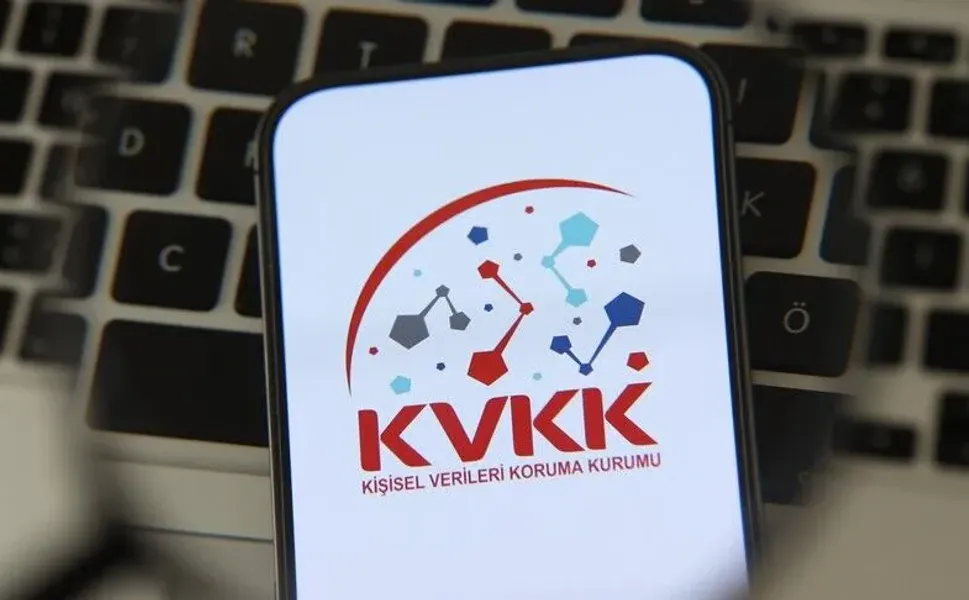 Avukata "izinsiz SMS" atan tasarruf finansman şirketine KVKK'dan 1 milyon lira ceza