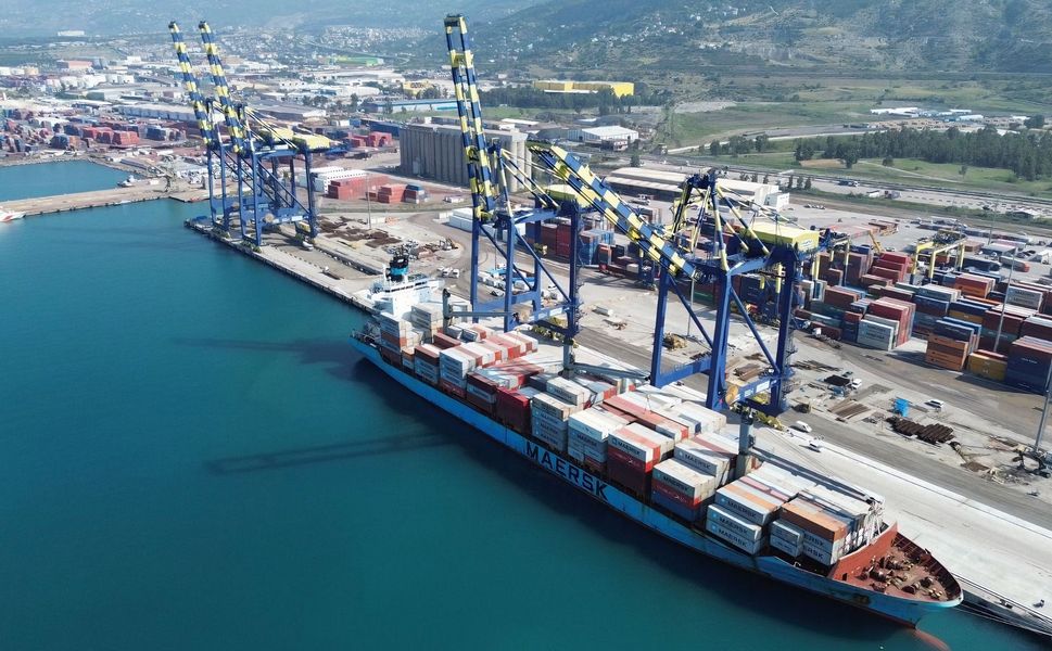 Hürmüz krizine rağmen Türk limanlarında yük ve konteyner trafiği arttı