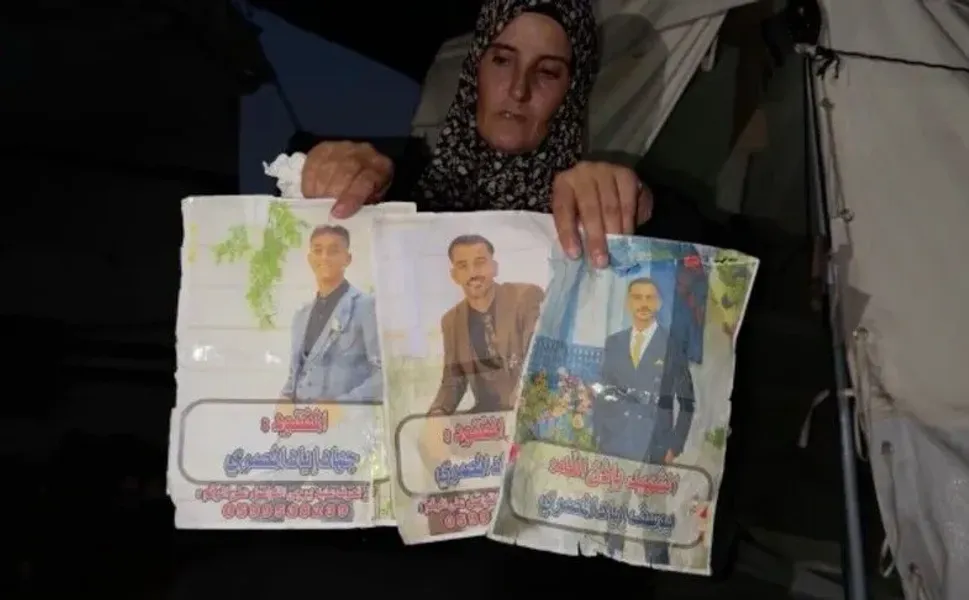 Binlerce kişiden geriye kalan; bir isim, bir fotoğraf ve bitmeyen bekleyiş...