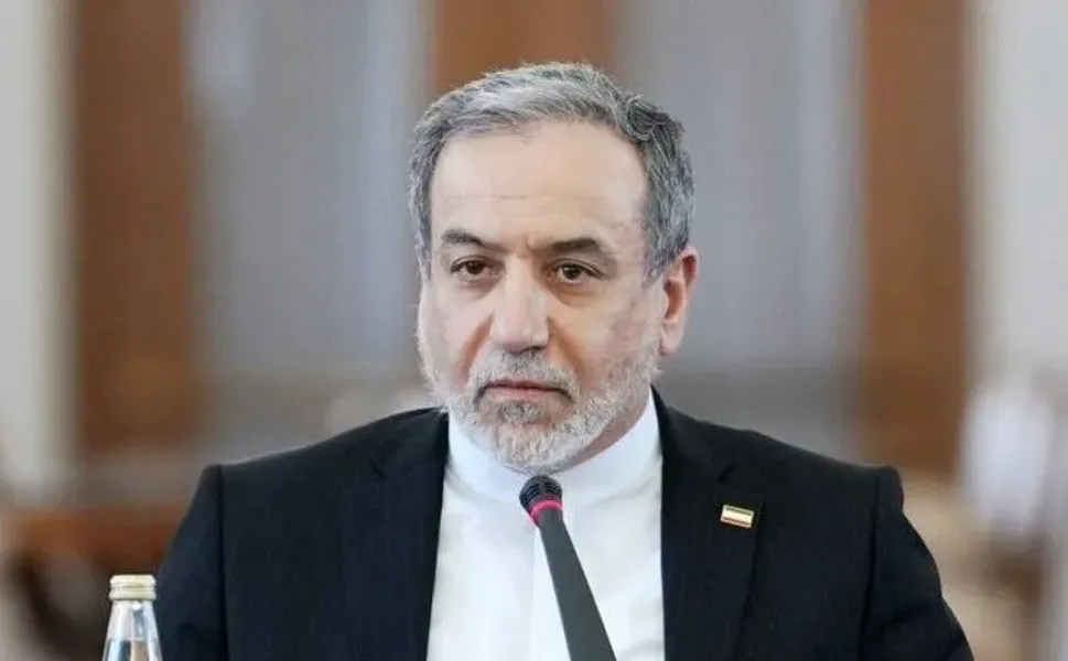 İran Dışişleri Bakanı'ndan "diplomasiyi rayına oturtmak imkansız değil" açıklaması