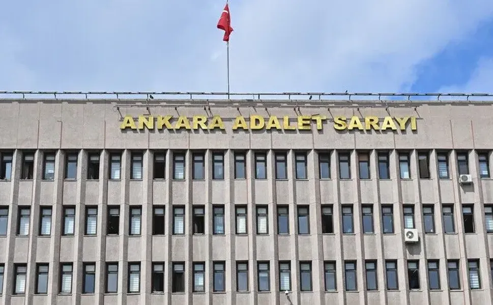 "Alihan Kuriş çıkar amaçlı suç örgütü"ne yönelik operasyonda 32 şüpheli tutuklandı