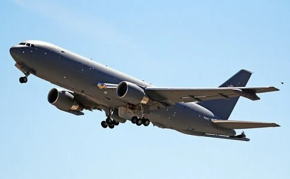 İsrail ordusu ABD'den ikinci Boeing KC-46 havada ikmal uçağını teslim aldı