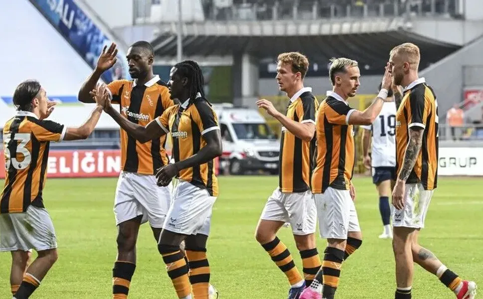 Hull City, Premier Lig'e Manchester United maçıyla dönüyor