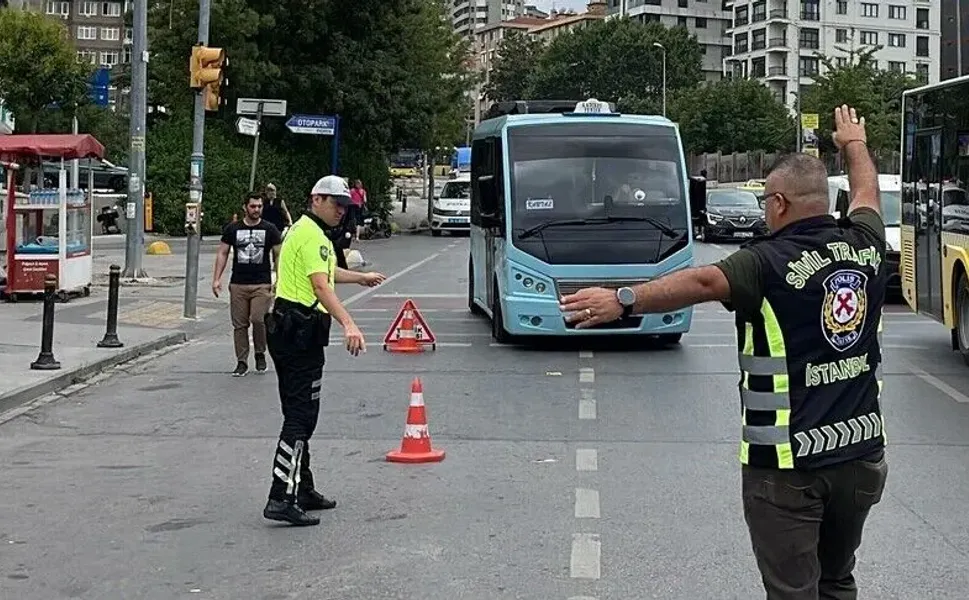 İstanbul'da yılın ilk 7 ayında 82 bin 582 toplu taşıma aracına yönelik para cezası
