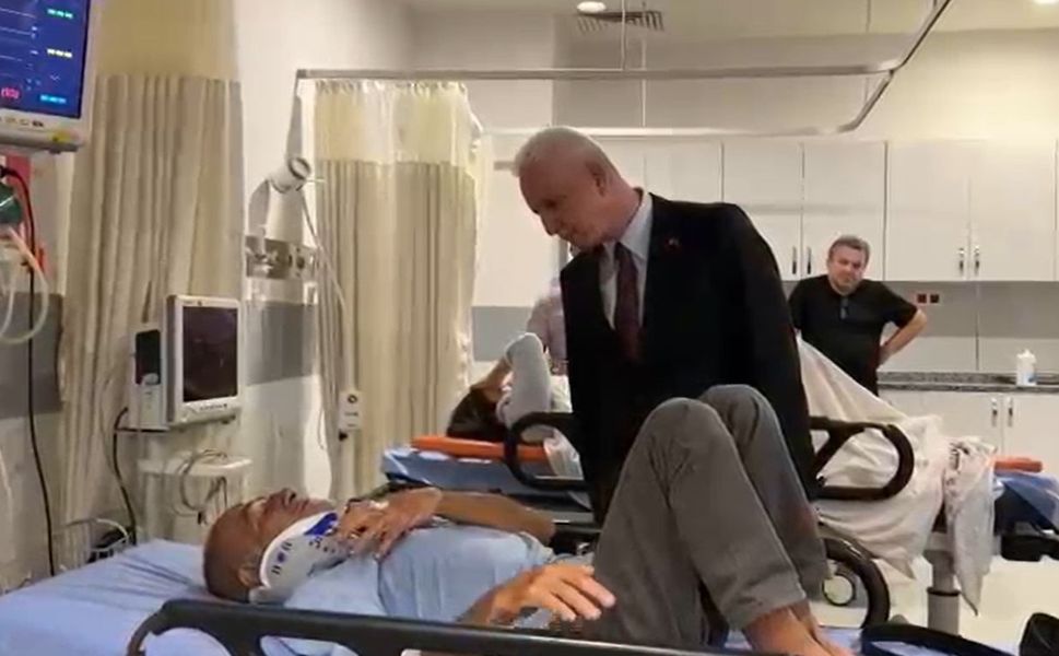 Vali Gül, İETT kazasında yaralanan vatandaşları ziyaret etti