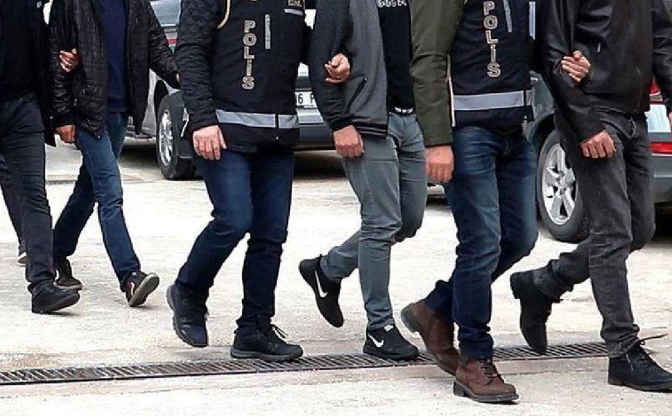 Ankara'da Yasaklı Madde ve Fuhuş Operasyonu: 21 Şüpheli Hedefte!