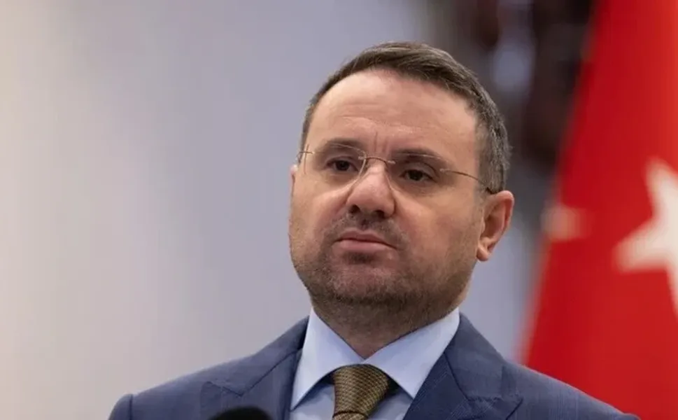 Bakan Gürlek duyurdu: 41 yöneticiye gözaltı kararı!
