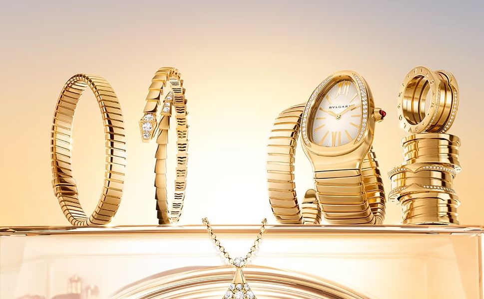 Bvlgari'nin 'Serpenti Infinito' Gecesine Şıklık Yarışı Damga Vurdu: Üç Dev İsim Kırmızı Halıda Büyüledi!